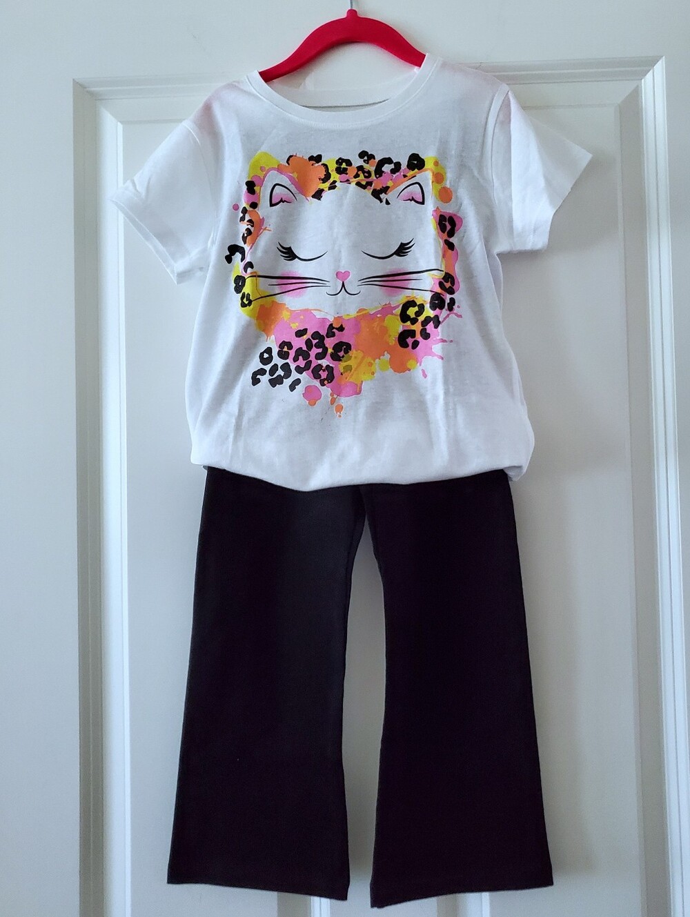 Children's Place Girl's 2-Piece Yoga Pant and Graphic Tee Set